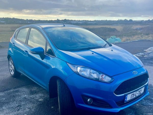 Ford Fiesta Hatchback, Petrol, 2017, Blue