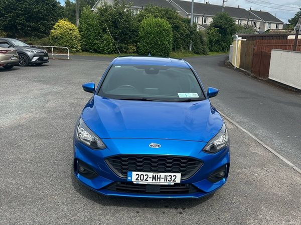 Ford Focus Hatchback, Diesel, 2020, Blue