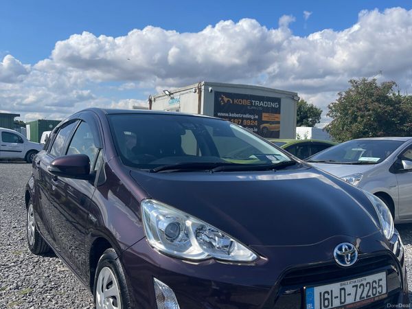 Toyota Aqua Hatchback, Petrol Hybrid, 2016, Purple