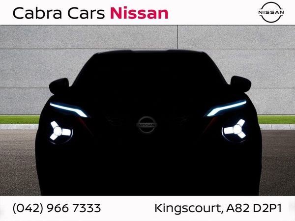 Nissan Qashqai MPV, Petrol, 2023, Red