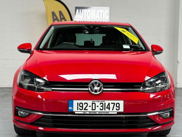 Volkswagen Golf Hatchback, Petrol, 2019, Red