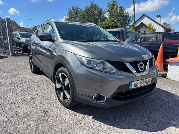 Nissan Qashqai Hatchback, Diesel, 2016, Grey