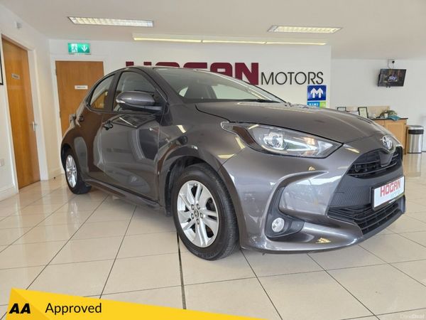 Toyota Yaris Hatchback, Petrol, 2022, Grey