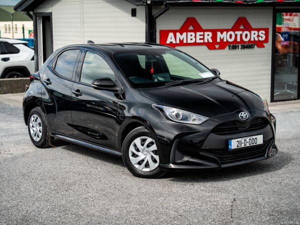 Toyota Yaris Hatchback, Petrol, 2021, Black