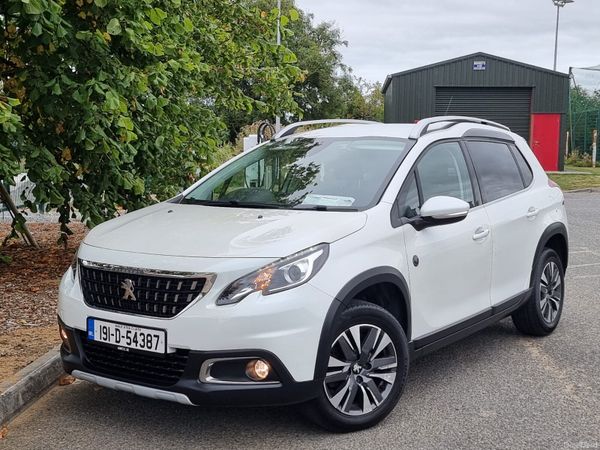 Peugeot 2008 Estate, Petrol, 2019, White