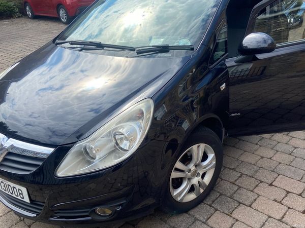 Vauxhall Corsa Hatchback, Diesel, 2009, Black