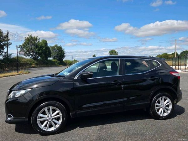 Nissan Qashqai Hatchback, Petrol, 2014, Black