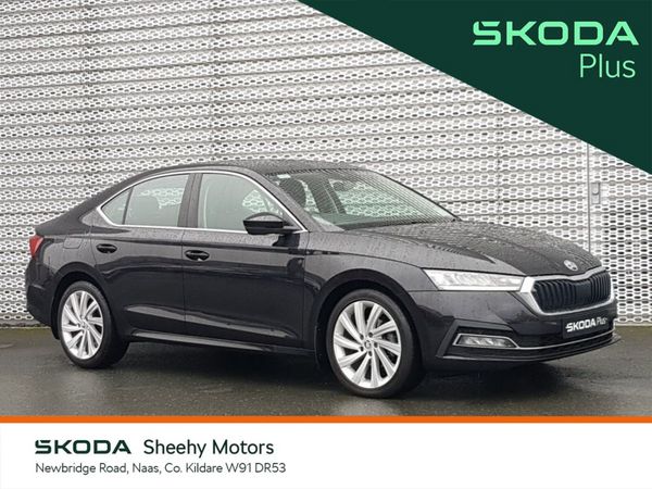 Skoda Octavia Saloon, Petrol, 2023, Black