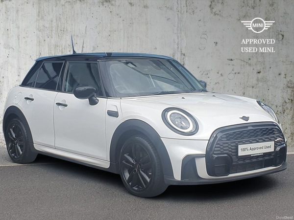 Mini Cooper Hatchback, Petrol, 2024, White