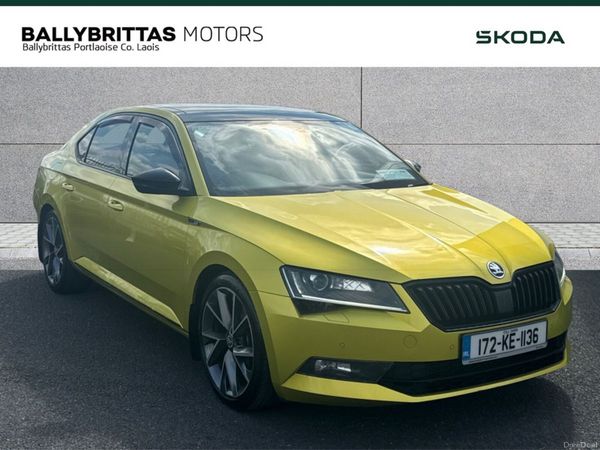 Skoda Superb Saloon, Diesel, 2017, Yellow