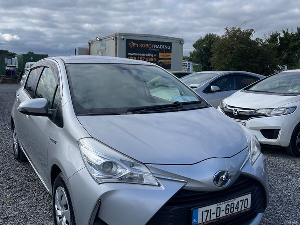 Toyota Vitz Hatchback, Petrol Hybrid, 2017, Silver