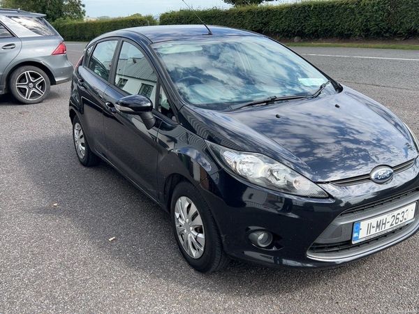Ford Fiesta Hatchback, Petrol, 2011, Black