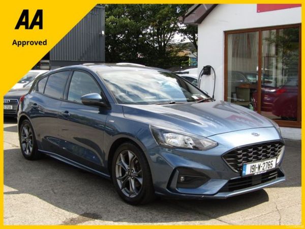 Ford Focus Hatchback, Petrol, 2019, Blue