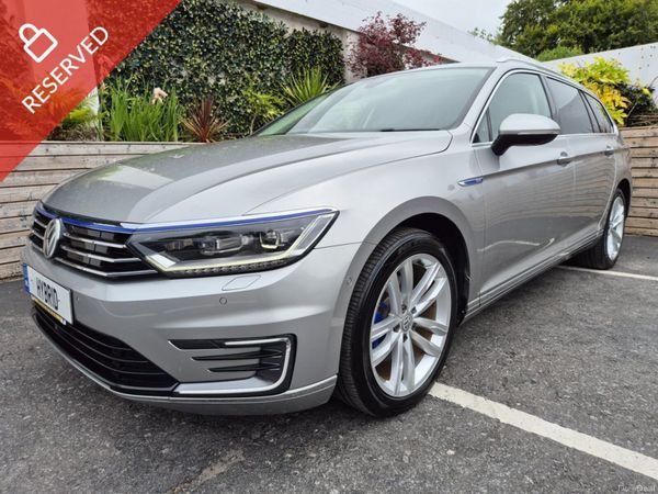 Volkswagen Passat Estate, Petrol Plug-in Hybrid, 2017, Grey