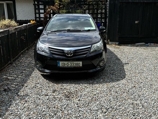Toyota Avensis Estate, Diesel, 2013, Black