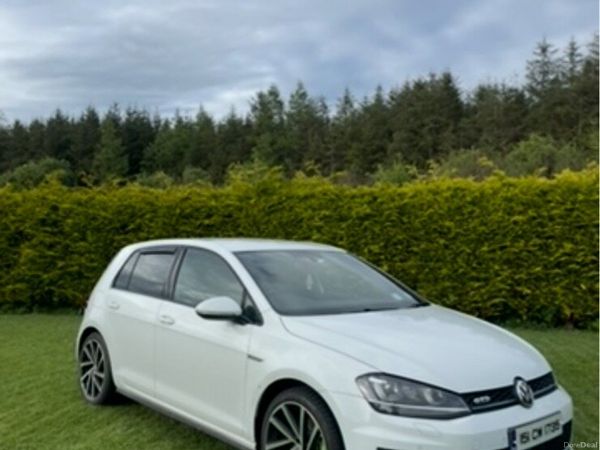 Volkswagen Golf Hatchback, Diesel, 2015, White