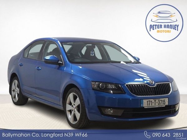 Skoda Octavia Hatchback, Diesel, 2017, Blue