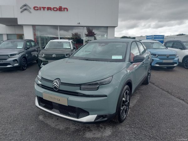 Citroen C4 Saloon, Petrol Hybrid, 2026, Green