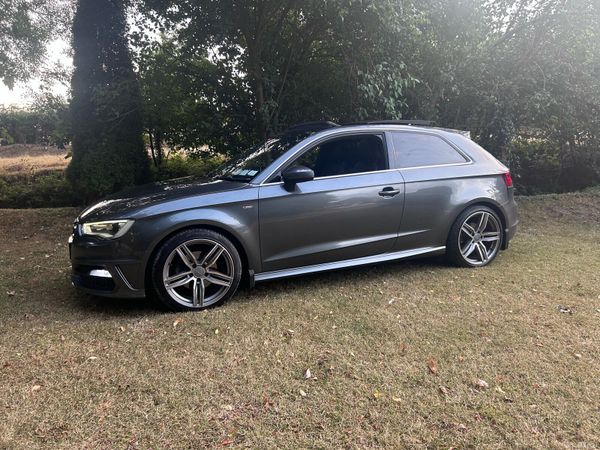 Audi A3 Hatchback, Diesel, 2014, Grey