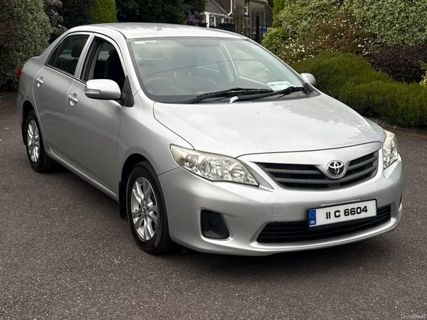 Toyota Corolla Saloon, Diesel, 2011, Silver