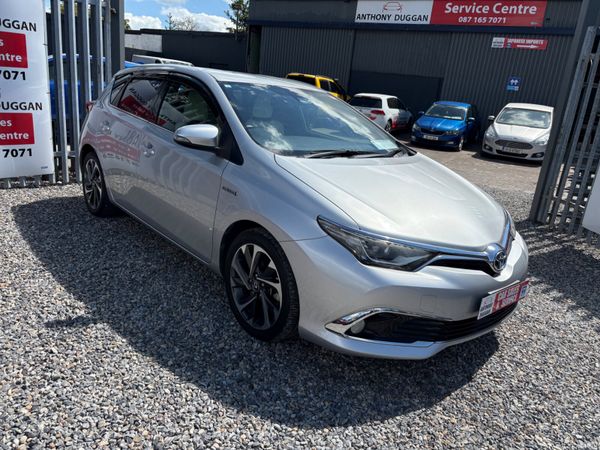 Toyota Auris Hatchback, Petrol Hybrid, 2017, Silver