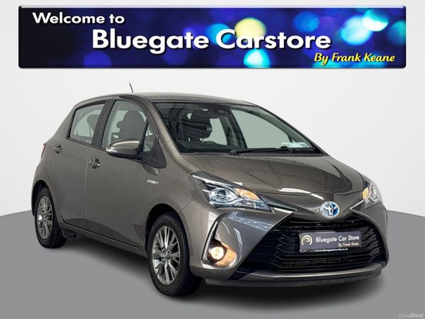 Toyota Yaris Hatchback, Petrol Hybrid, 2018, Grey