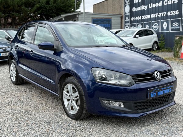 Volkswagen Polo Hatchback, Petrol, 2013, Blue