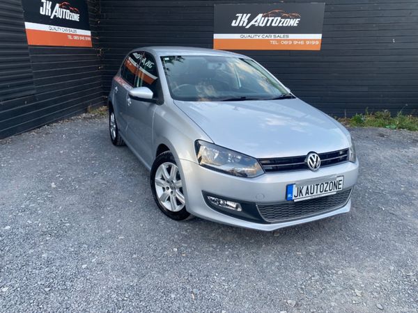 Volkswagen Polo Hatchback, Petrol, 2013, Silver