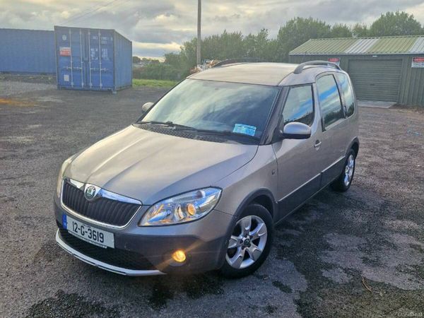 Skoda Roomster MPV, Petrol, 2012, Beige