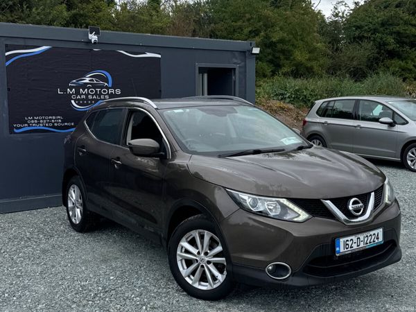 Nissan Qashqai Hatchback, Petrol, 2016, Brown
