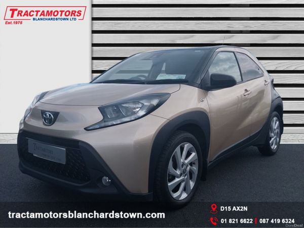 Toyota Aygo Hatchback, Petrol, 2022, Brown