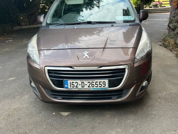 Peugeot 5008 MPV, Diesel, 2015, Brown