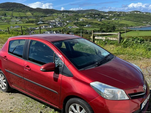 Toyota Yaris Hatchback, Diesel, 2012, Red