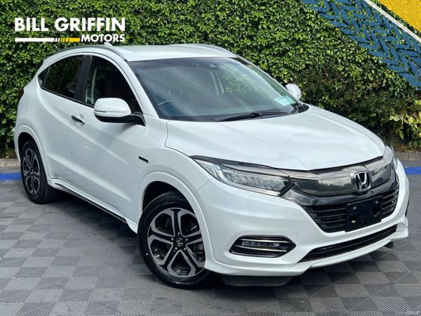 Honda Vezel SUV, Petrol Hybrid, 2019, White