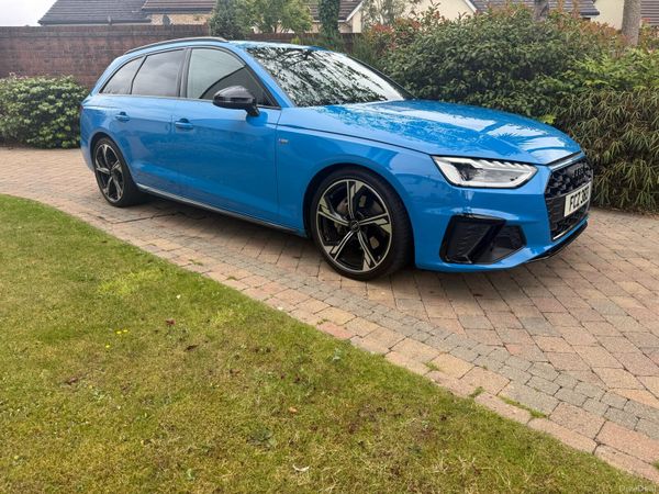 Audi A4 Estate, Diesel Hybrid, 2022, Blue