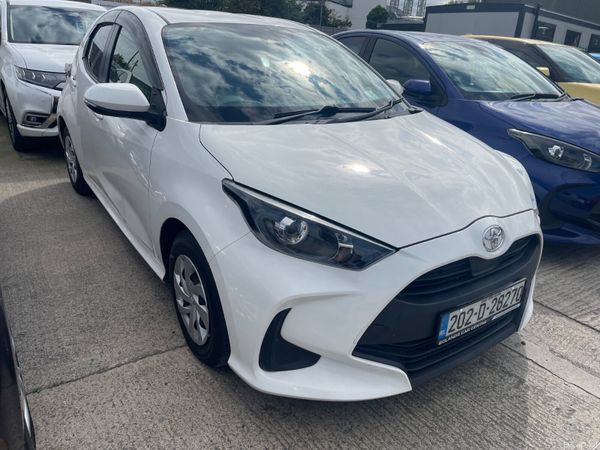 Toyota Yaris Hatchback, Petrol, 2020, White