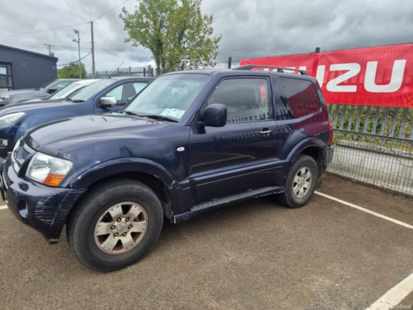 Mitsubishi Pajero SUV, Diesel, 2005, Blue