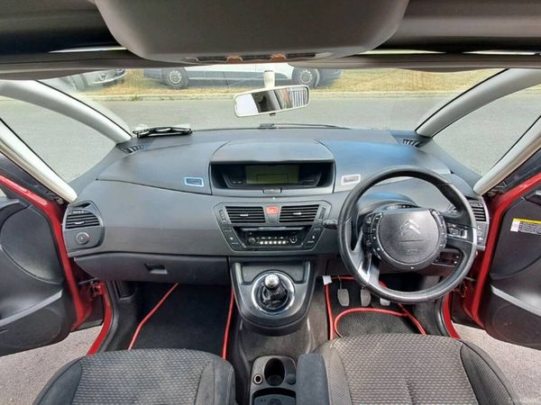 Citroen C4 Hatchback, Diesel, 2012, Red