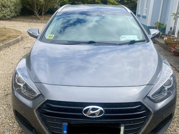 Hyundai i40 Estate/Jeep, Diesel, 2016, Silver