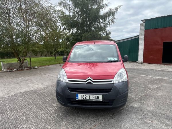 Citroen Berlingo MPV, Diesel, 2018, Red