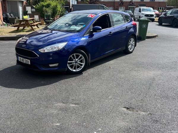 Ford Focus Hatchback, Diesel, 2015, Blue