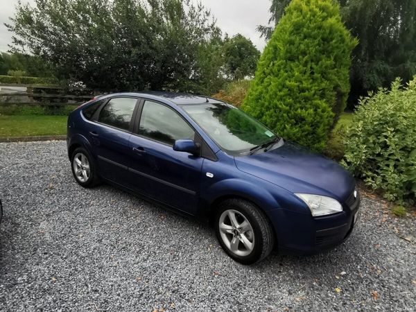 Ford Focus Hatchback, Petrol, 2007, Blue