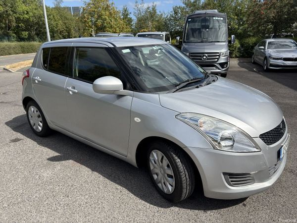 Suzuki Swift Hatchback, Petrol, 2012, Silver
