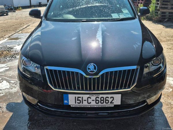 Skoda Superb Saloon, Diesel, 2015, Black