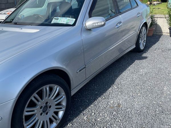 Mercedes-Benz E-Class Saloon, Petrol, 2006, Silver