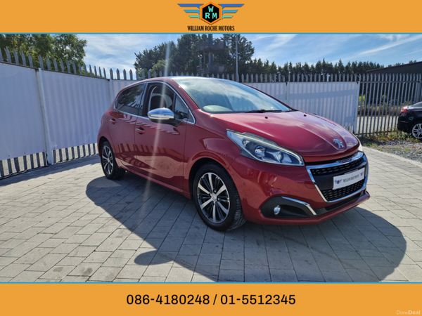 Peugeot 208 Hatchback, Petrol, 2018, Red