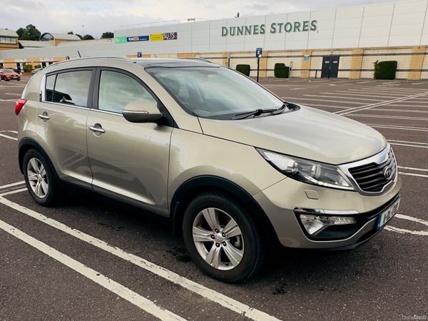 Kia Sportage SUV, Diesel, 2011, Silver