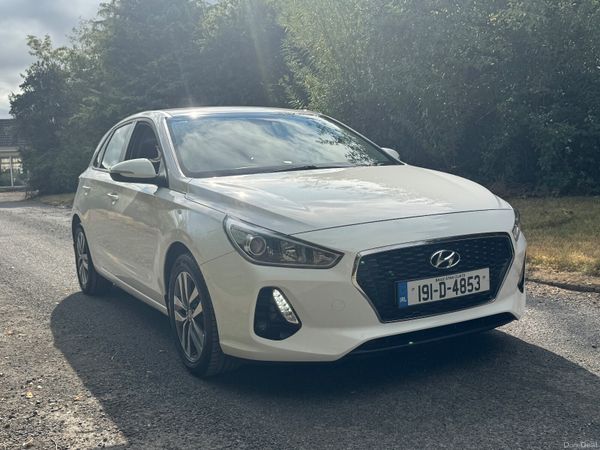 Hyundai i30 Hatchback, Petrol, 2019, White