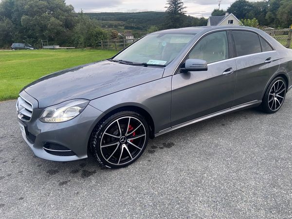 Mercedes-Benz E-Class Saloon, Diesel, 2015, Yellow