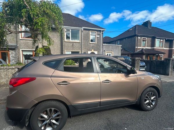 Hyundai ix35 SUV, Diesel, 2015, Bronze